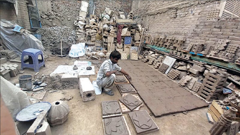 Clay Tile Setting — Outdoor Workshop